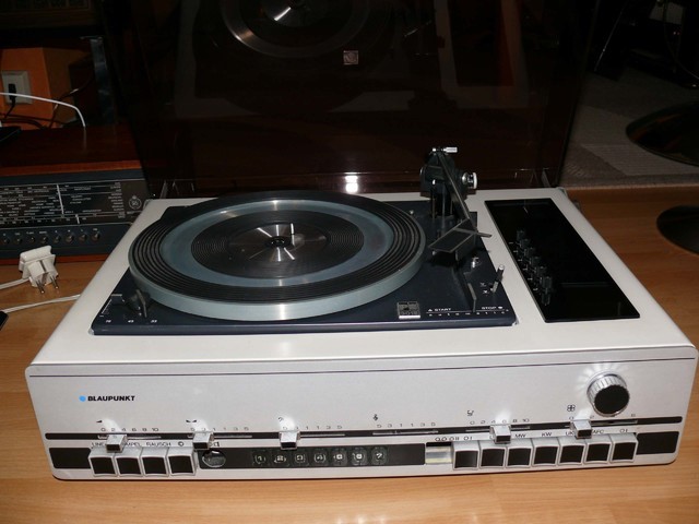 [Bild: Blaupunkt_Studio_3091.jpg]