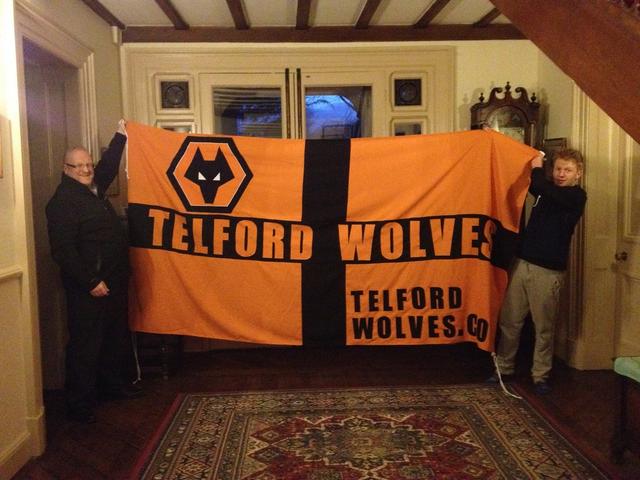 Telford_Wolves_flag.jpg