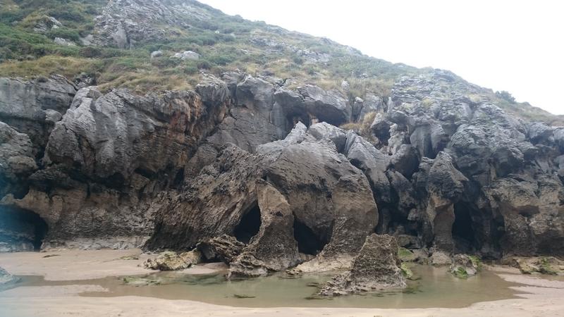Día 4 San Juan de Gaztelugatxe – Castro Urdiales – Playa de Sonabia – Cabárceno - Viaje Norte de España (2017): 22 días (25)