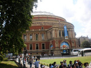 TRES MADURITAS EN LONDRES - Blogs de Reino Unido - PARQUES /HARRODS Y MUSEO A&V (3)